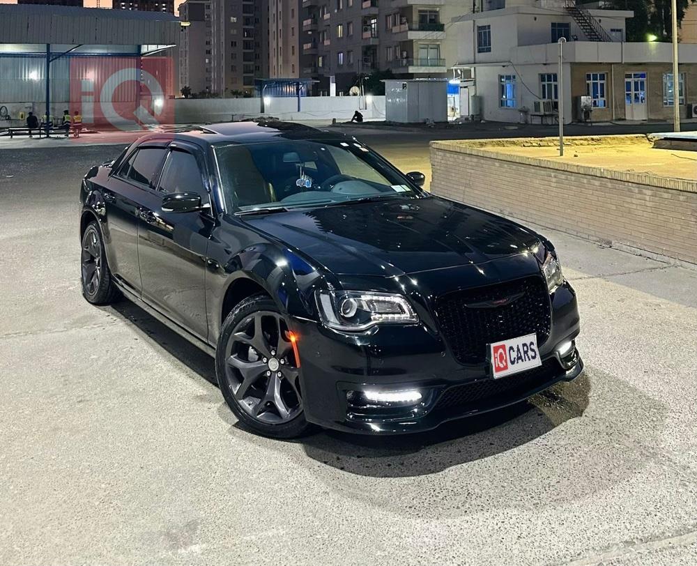 كرايسلر 300